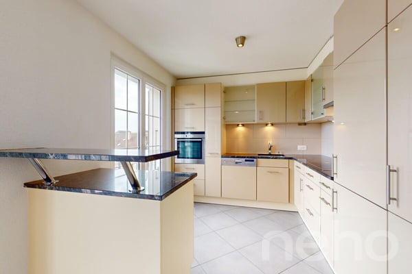 Un balcon sur le lac de Neuchâtel ? 1.5 pièces libre de suite 8