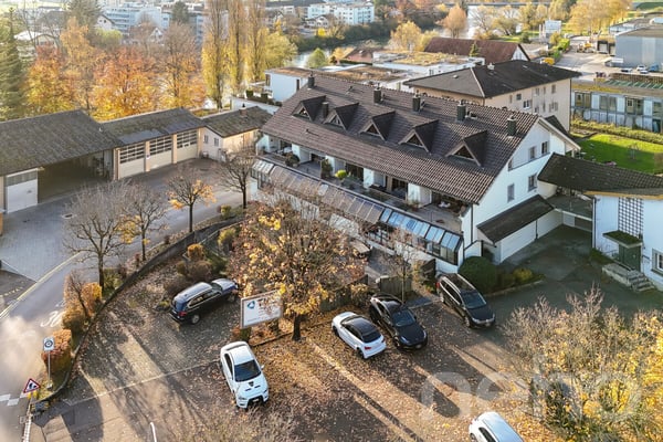 Renditeobjekt mit 5 Wohnungen, Büro- und Lagerflächen in Mellingen 3