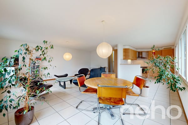 Charmant attique proche du centre-ville 5