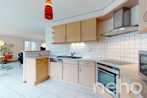 Charmant attique proche du centre-ville 7