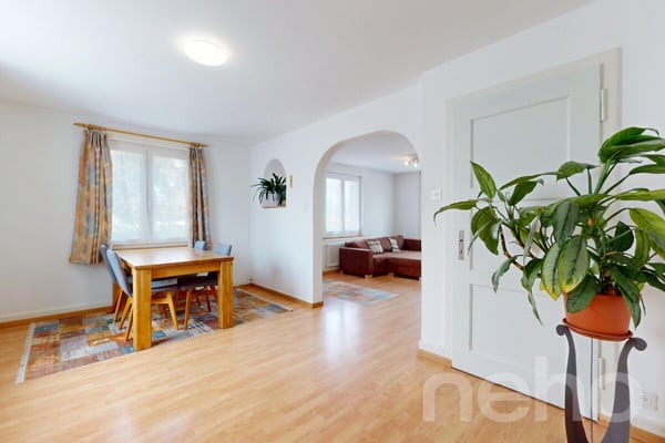 Einfamilienhaus 2Zi. mit separater Einliegerwohnung und Baulandreserve 2