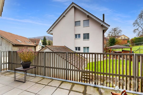 Moderne und grosszügige 1.5-Zimmerwohnung mit Schwedenofen 12