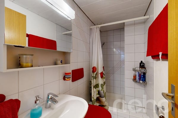 Charmantes Zweifamilienhaus mit Potenzial in Kappelen 11