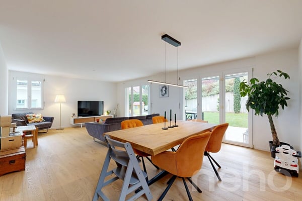 Modernes Einfamilienhaus mit gepflegtem Garten und hochwertigem Ausbau 3