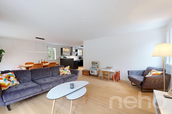 Modernes Einfamilienhaus mit gepflegtem Garten und hochwertigem Ausbau 4