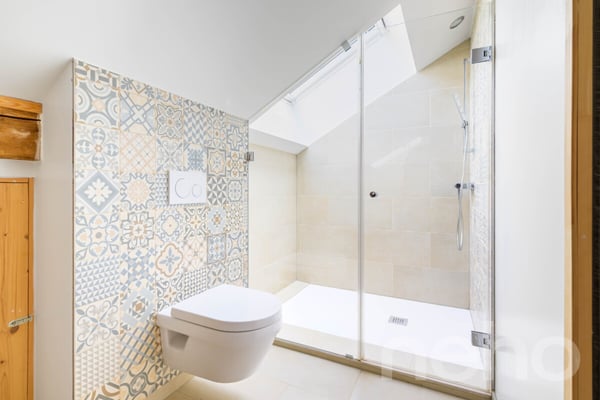 ENTRE NATURE ET CARACTÈRE : UNE FERME RÉINVENTÉE POUR UNE VIE LIBRE 9