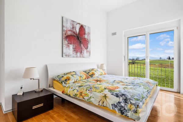 Modernes Einfamilienhaus mit Weitsicht und privatem Schwimmbad 7