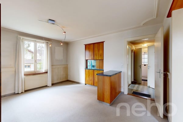 Freistehendes Einfamilienhaus mit vielseitigen Möglichkeiten 3