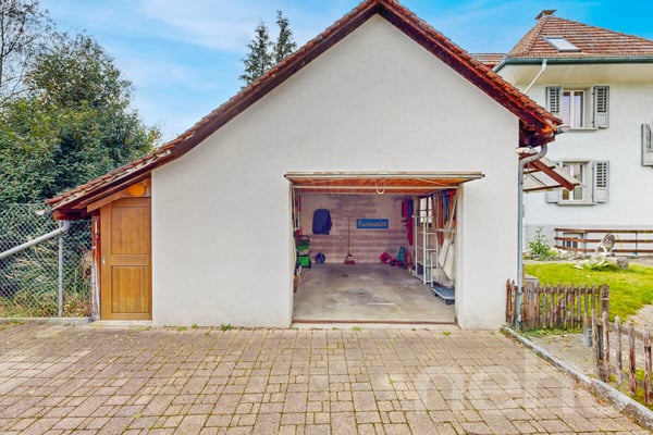 Freistehendes Einfamilienhaus mit vielseitigen Möglichkeiten 9