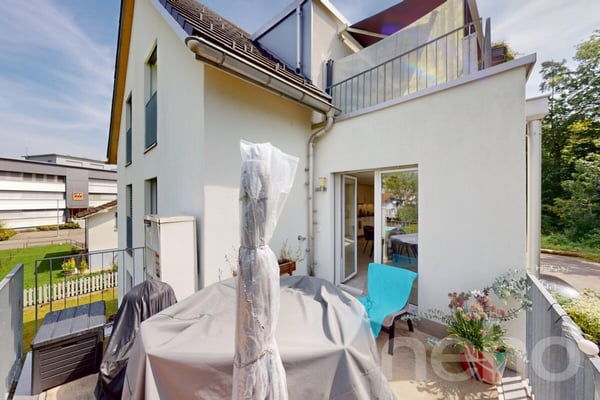 Wohnen & Investieren am Zürichsee ? Modernes MFH mit 4 Einheiten 5