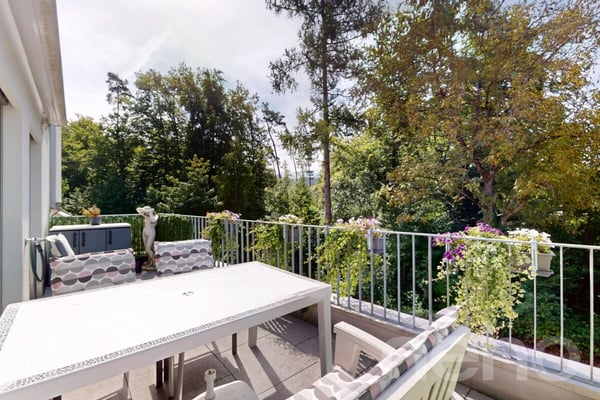 Wohnen & Investieren am Zürichsee ? Modernes MFH mit 4 Einheiten 8