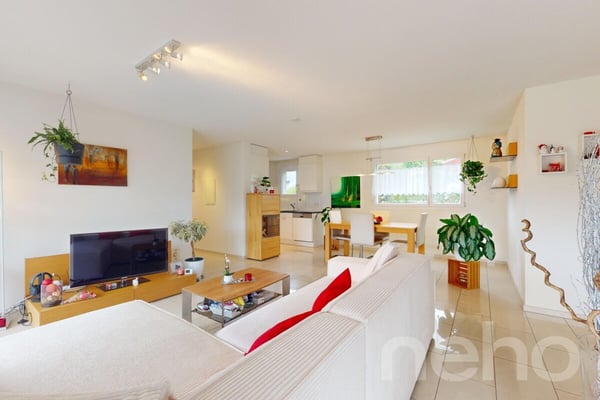 Ihr neues Zuhause mit grossem Balkon und Weitsicht 4