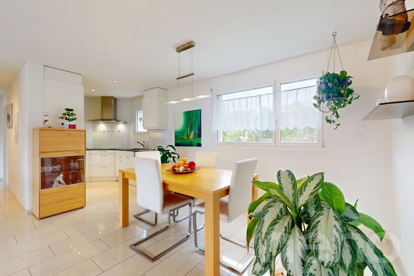 Ihr neues Zuhause mit grossem Balkon und Weitsicht 5