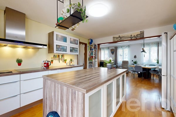 Doppelhaushälfte mit Einliegerwohnung in Balsthal 4