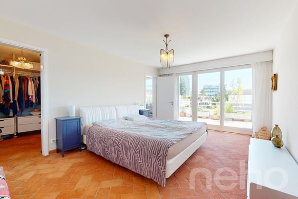 Moderne und helle Attikawohnung direkt an der Zihl 5