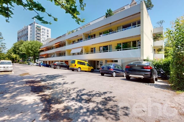 Moderne und helle Attikawohnung direkt an der Zihl 11