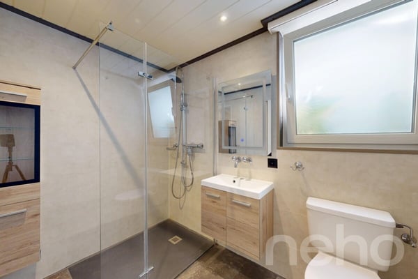 1.5-Zi.-Einfamilienhaus mit Garten, Teich & vielseitigen Optionen 10