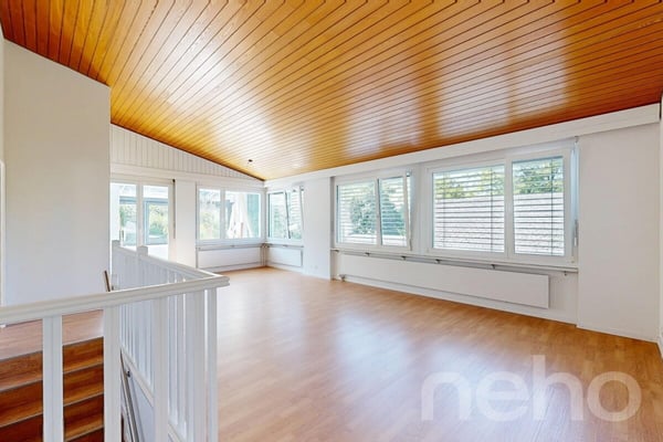 1.5-Zi.-Einfamilienhaus mit Garten, Teich & vielseitigen Optionen 12