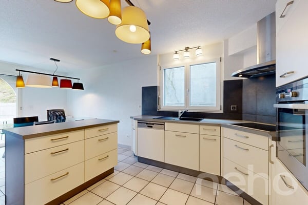 Einzigartiges Wohnen im idyllischen Jura 5