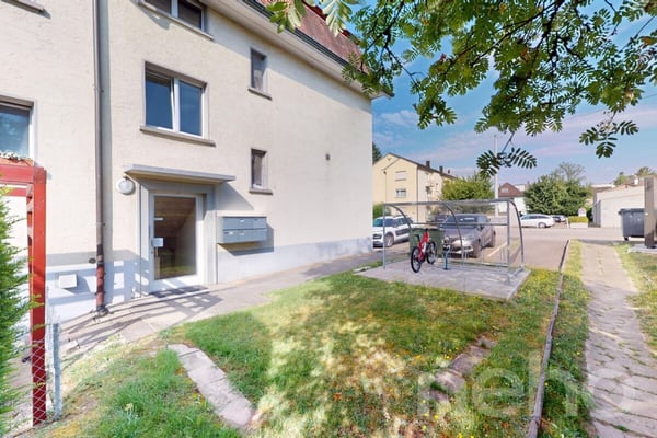 Renovierte 1.5-Zimmer-Wohnung in Zürich-Seebach 9
