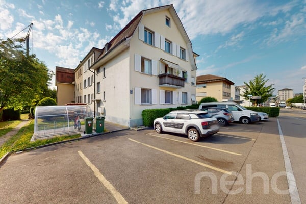 Renovierte 1.5-Zimmer-Wohnung in Zürich-Seebach 8