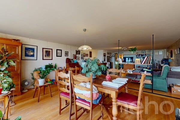 Bel immeuble de rendement à réinventer dans le centre historique 8