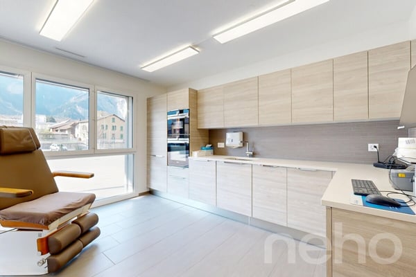 Superbe cabinet médical avec potentiel de clinique ? La Susten (VS) 12