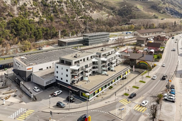 Superbe cabinet médical avec potentiel de clinique ? La Susten (VS) 5