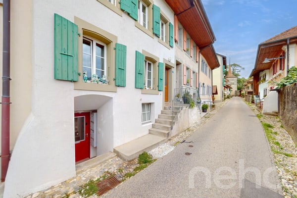 Immeuble de caractère au c?ur d?un site historique 9