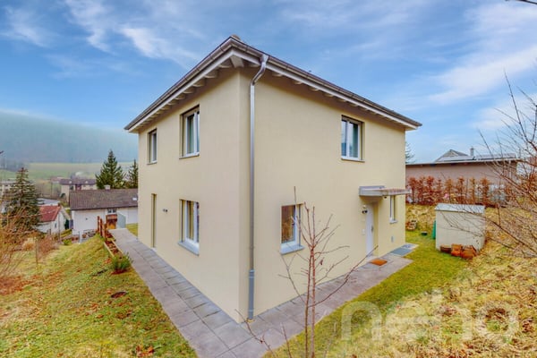 Modernes Einfamilienhaus an exzellenter Lage in Laupersdorf 2