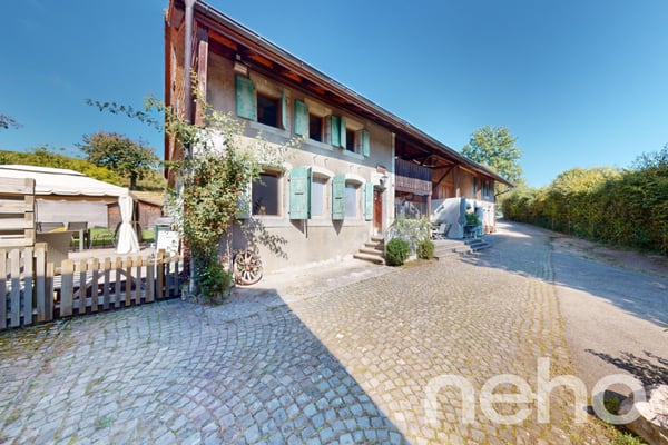 Ferme rénovée avec écurie de propriétaire 11