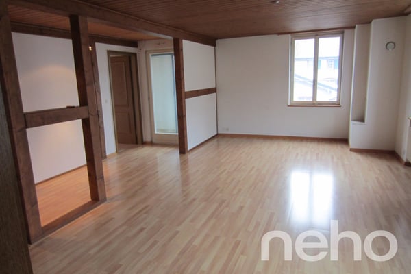 Vollvermietetes Mehrfamilienhaus mit Garage und Aussenparkplätzen 9