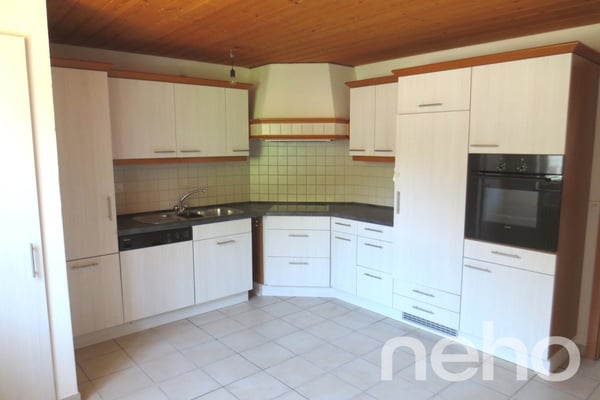 Vollvermietetes Mehrfamilienhaus mit Garage und Aussenparkplätzen 7