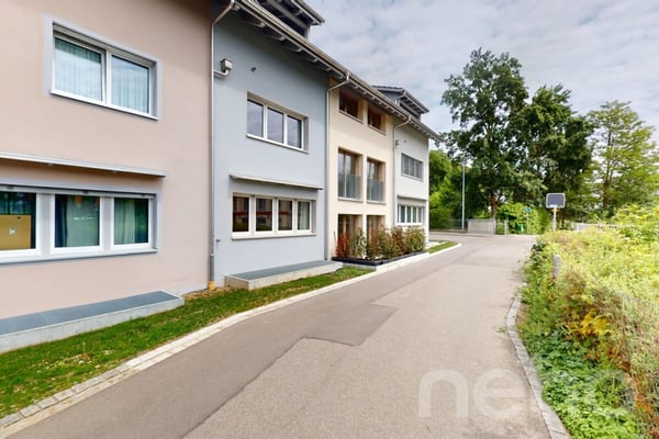 Modernes Reihenmittelhaus in Wetzikon 11