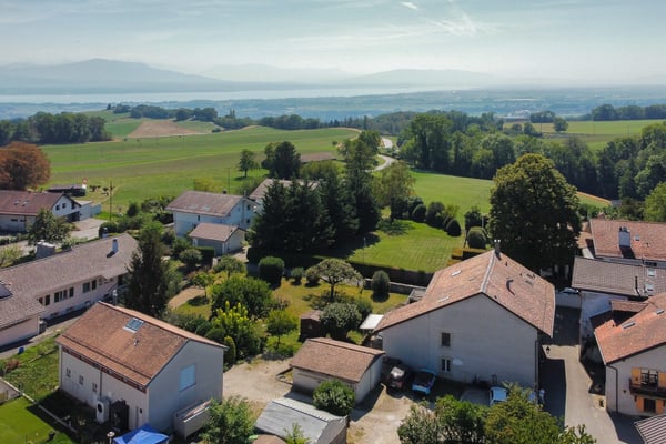 Opportunité exclusive à Arzier-le-Muids pour investisseur ou promoteur 8