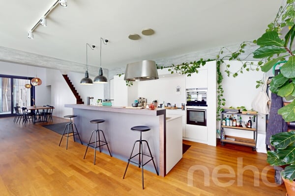 Aussergewöhnliche Wohnung mit gehobenem Wohnambiente 4