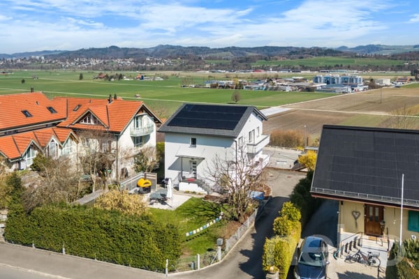 Elegantes Einfamilienhaus mit Panoramablick an sonniger Lage 1