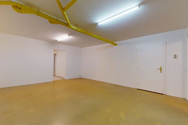 Grand 1 pièces avec fort potentiel 8