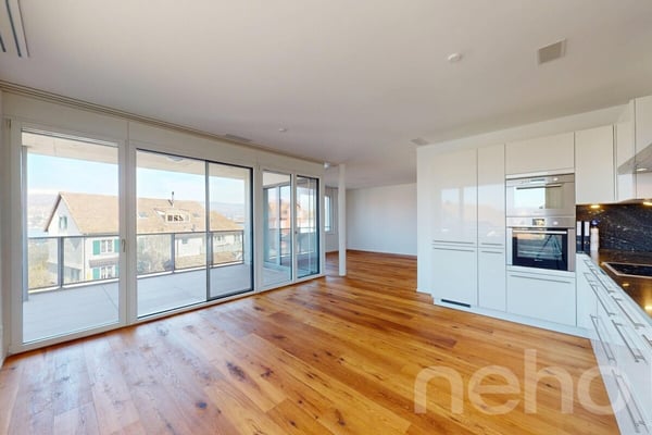 Frisch renovierte 1.5 ZI-WHG mit Seesicht und ansprechendem Grundriss 2