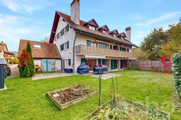 Charmant immeuble avec grange, garde-meuble et local commercial 7