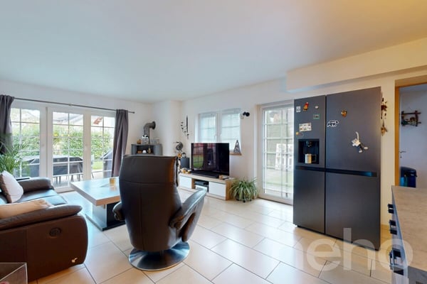 Charmant immeuble avec grange, garde-meuble et local commercial 8