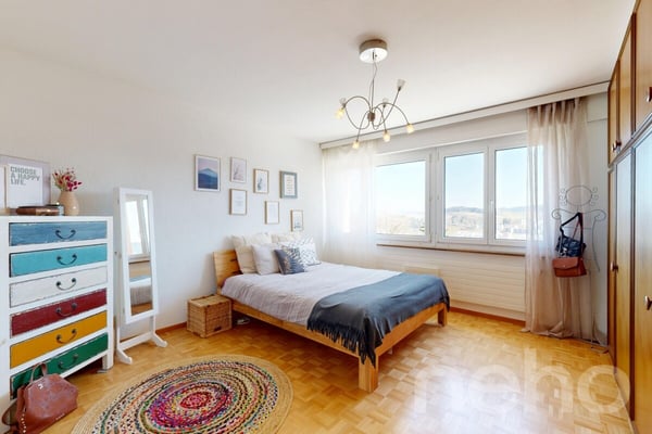 Appartement 1.5p traversant avec vue dégagée à La Chaux-de-Fonds 9