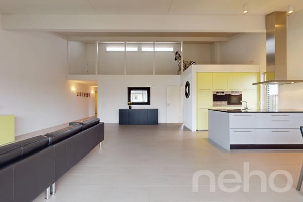 Grosszügiges Doppel-Einfamilienhaus mit traumhafter Aussicht 3