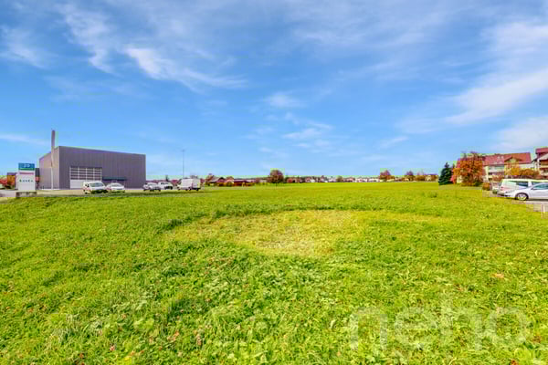 Attraktive Baulandparzelle mit zusätzlicher Landwirtschaftsfläche 10