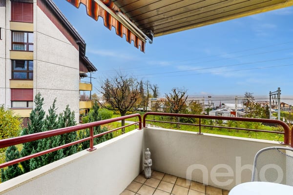 Charmante 1.5-Zimmer-Wohnung mit Seesicht in Altendorf SZ 7