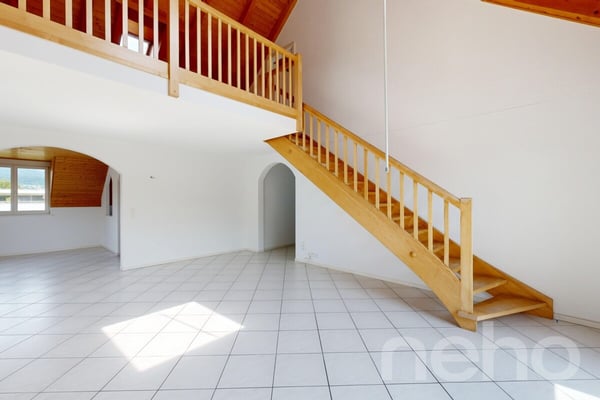 Grosszügige Maisonette mit Galerie, Aareblick und Schwedenofen 3