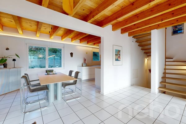 Helle 1.5-Zimmer-Doppelhaushälfte an erhöhter Lage mit Weitblick 3