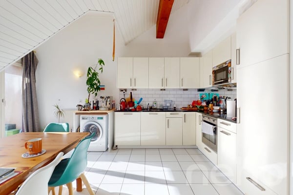 Opportunité rare : duplex de 18 m² avec balcon à Écublens 2