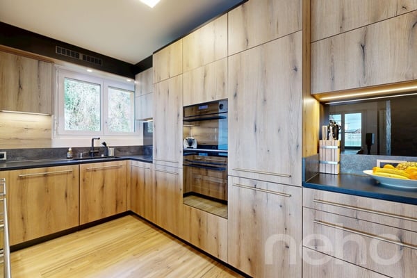 Superbe 1.5 pièces entièrement rénové avec vue lac, parking et cave 7