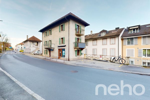 Exclusif: immeuble mixte dans la rue centrale 3